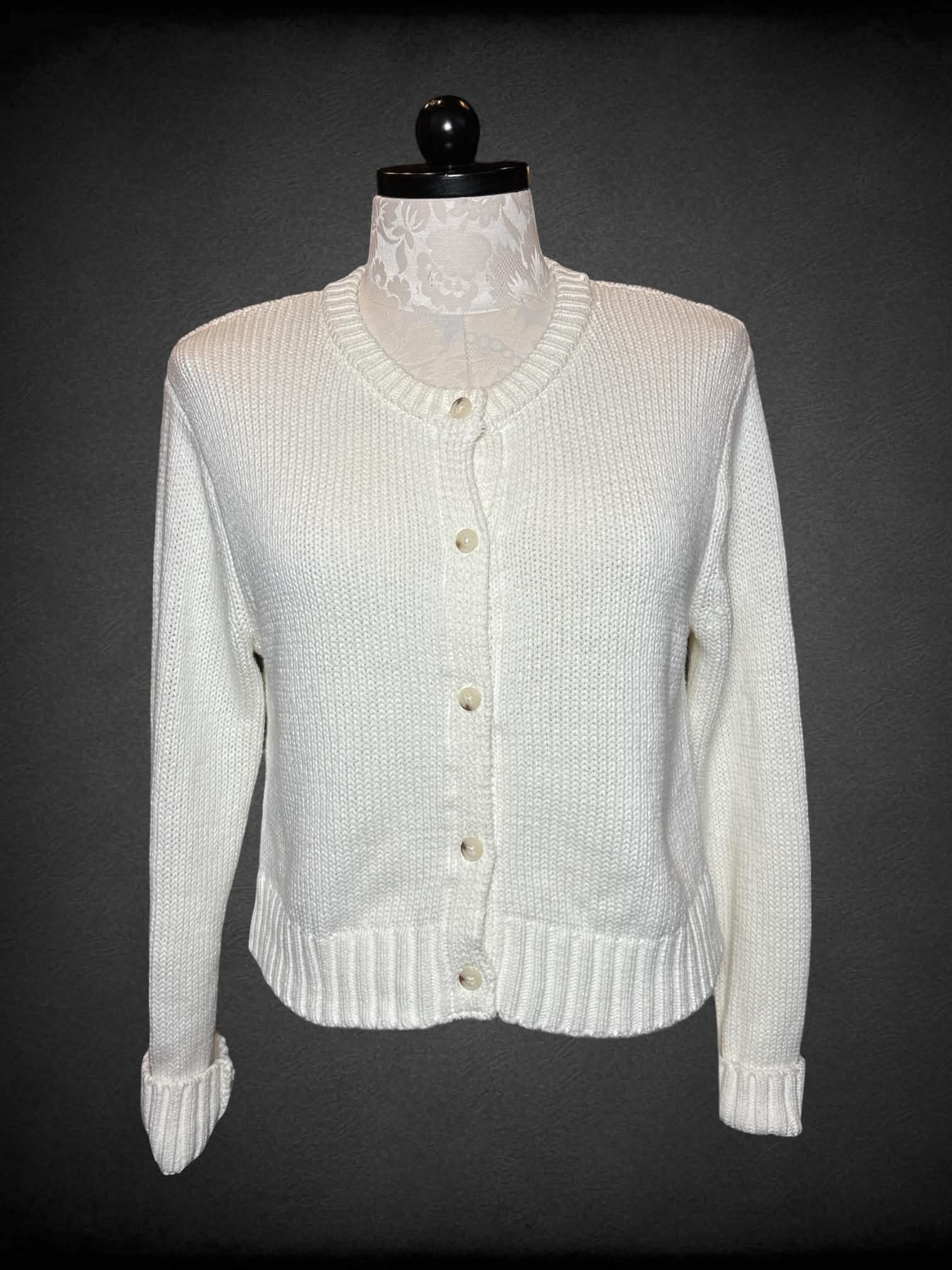 0X Jessica Simpson white knit button-up sweater