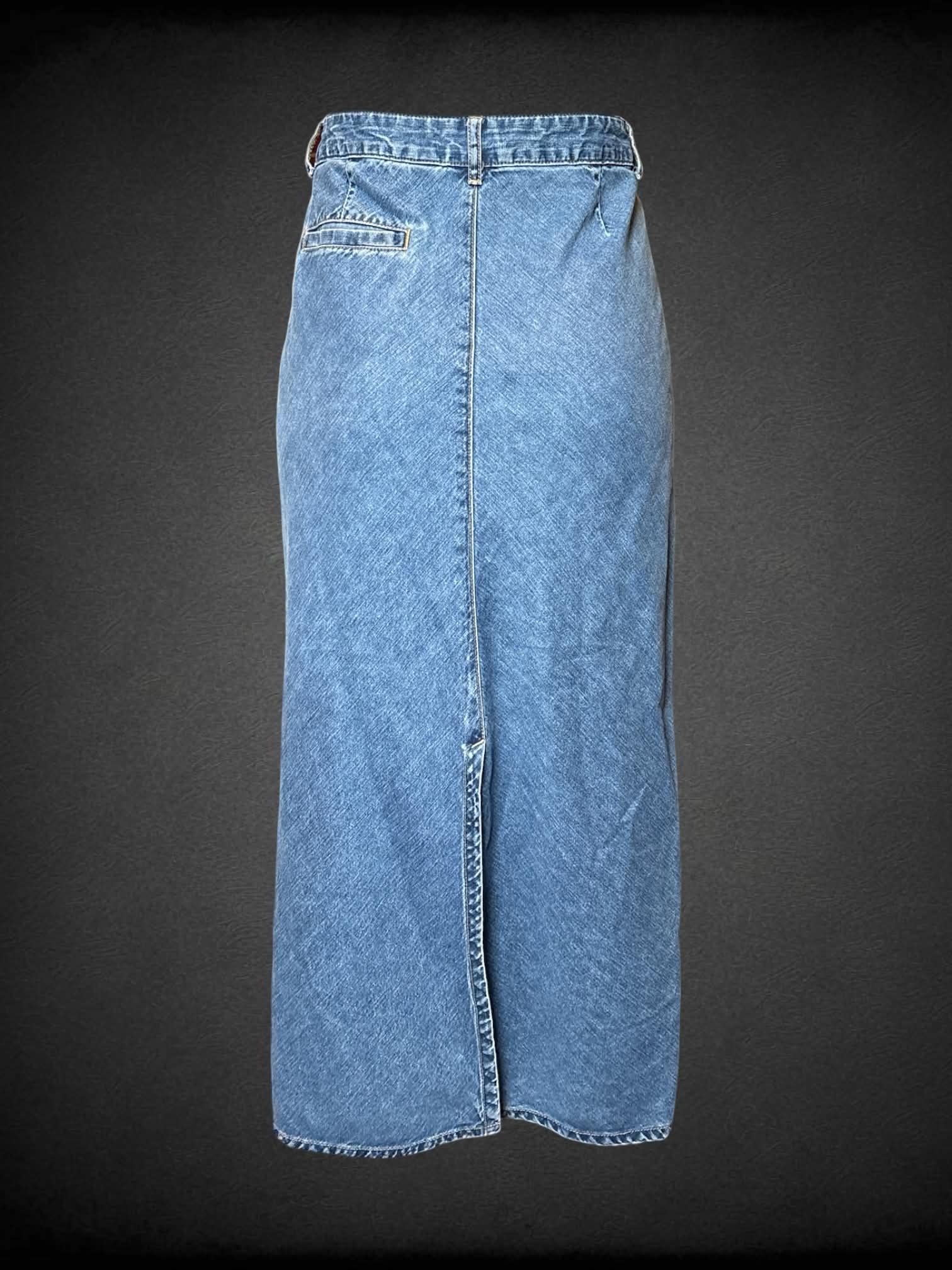 L Old Navy Y2K blue denim skirt with slit in back