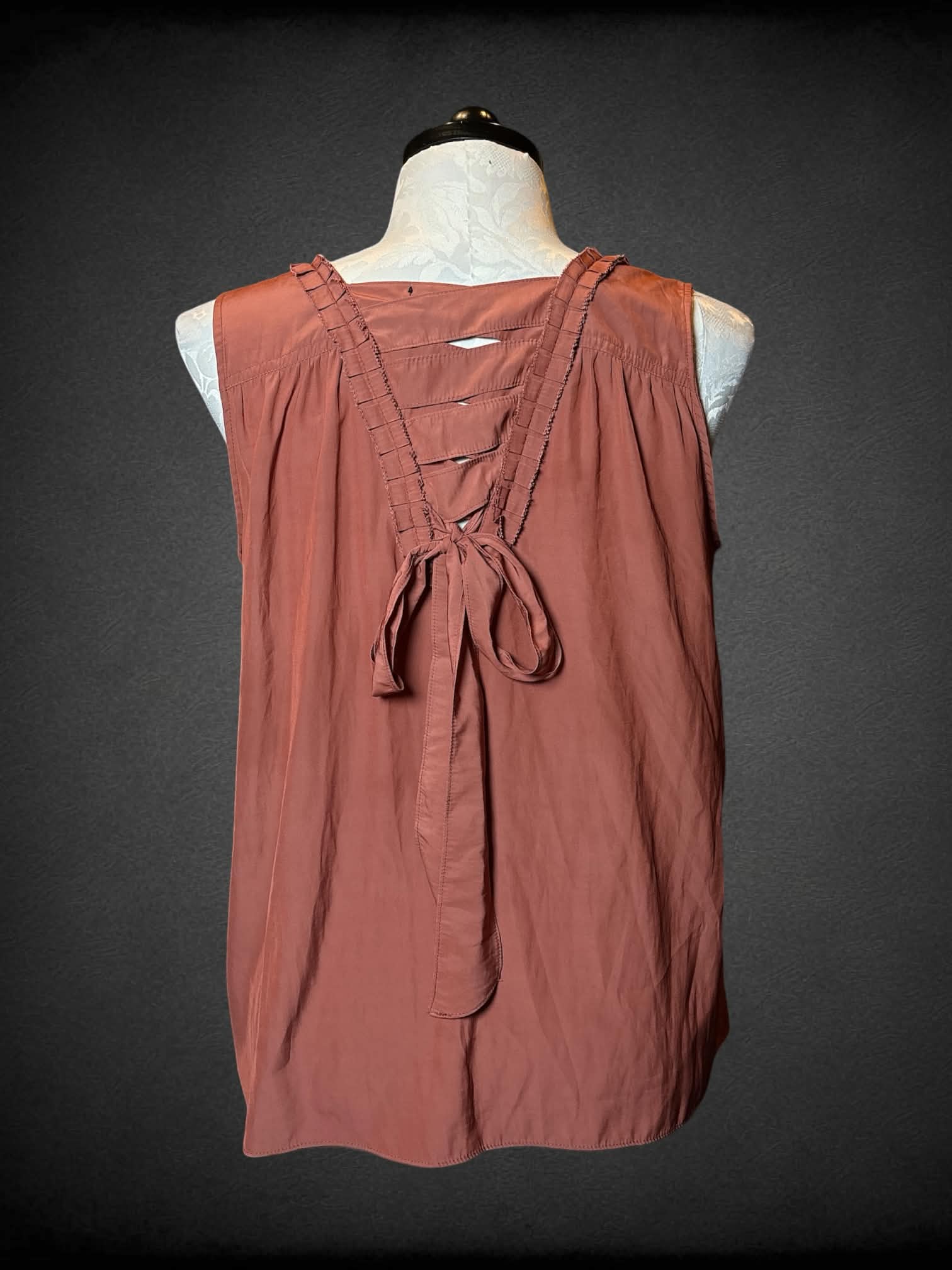 0X Catherine MaLandrino brownish red  blouse with ruffled design on front, and tie-up design on back