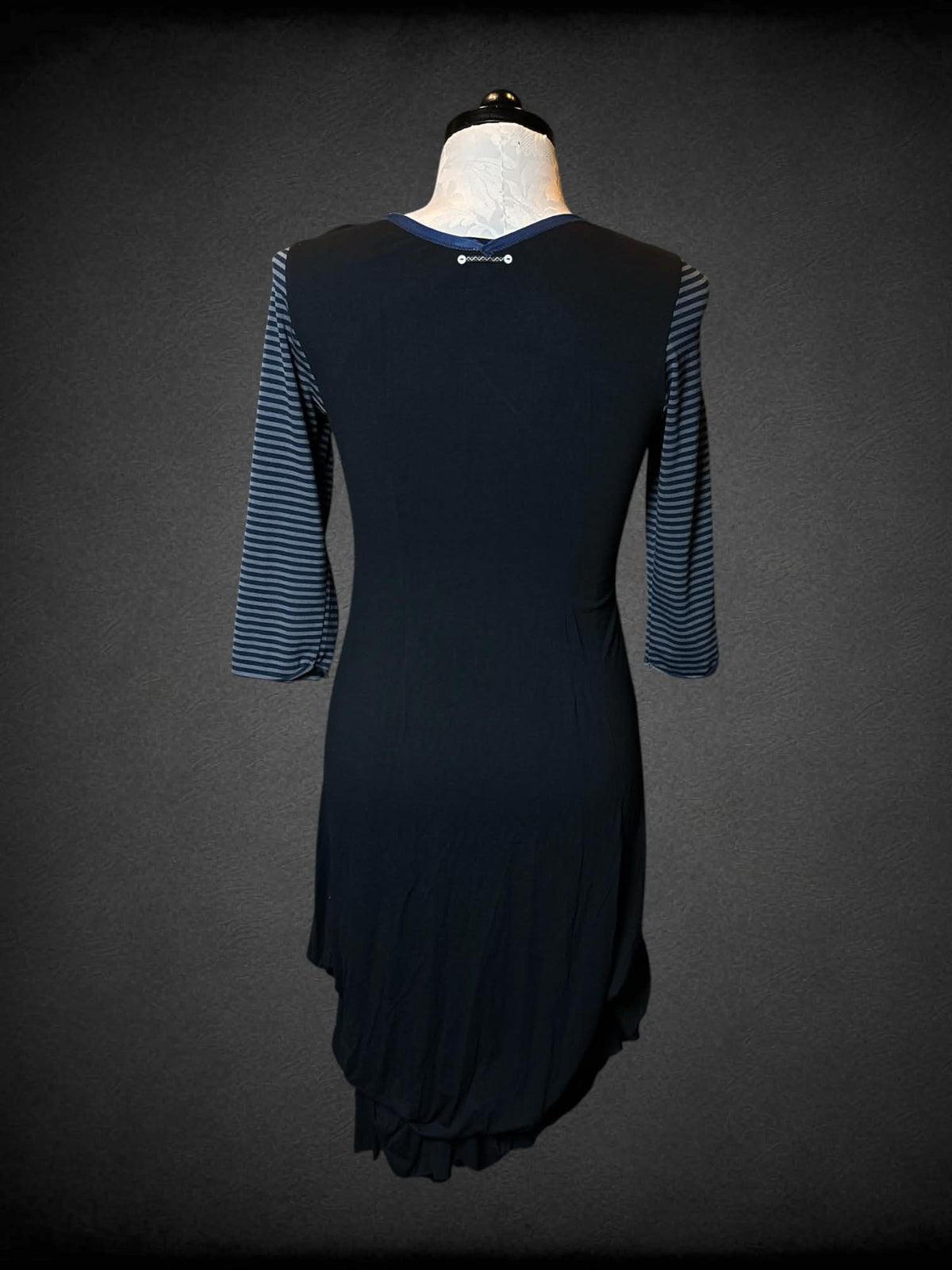 1X LanVie black dress with striped sleeves, ruffle hemline, and zipper neckline