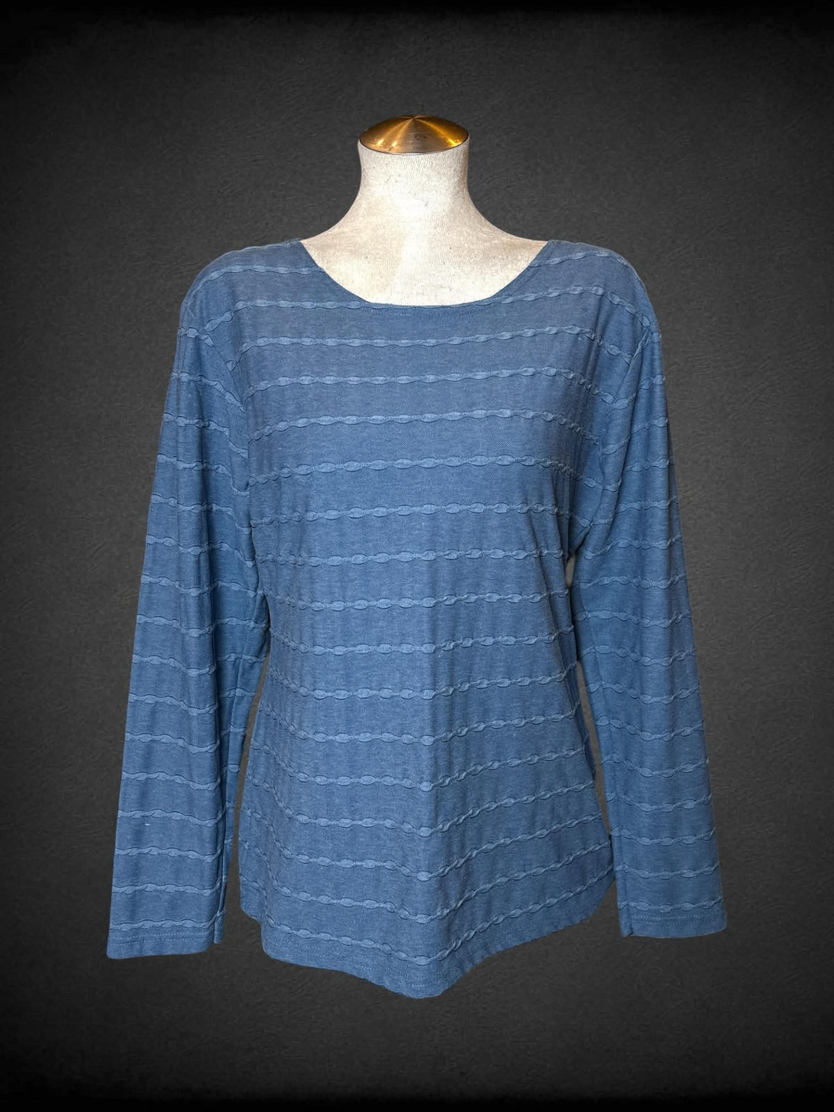 L Sostanza blue long-sleeve shirt with textured wavy stripe design
