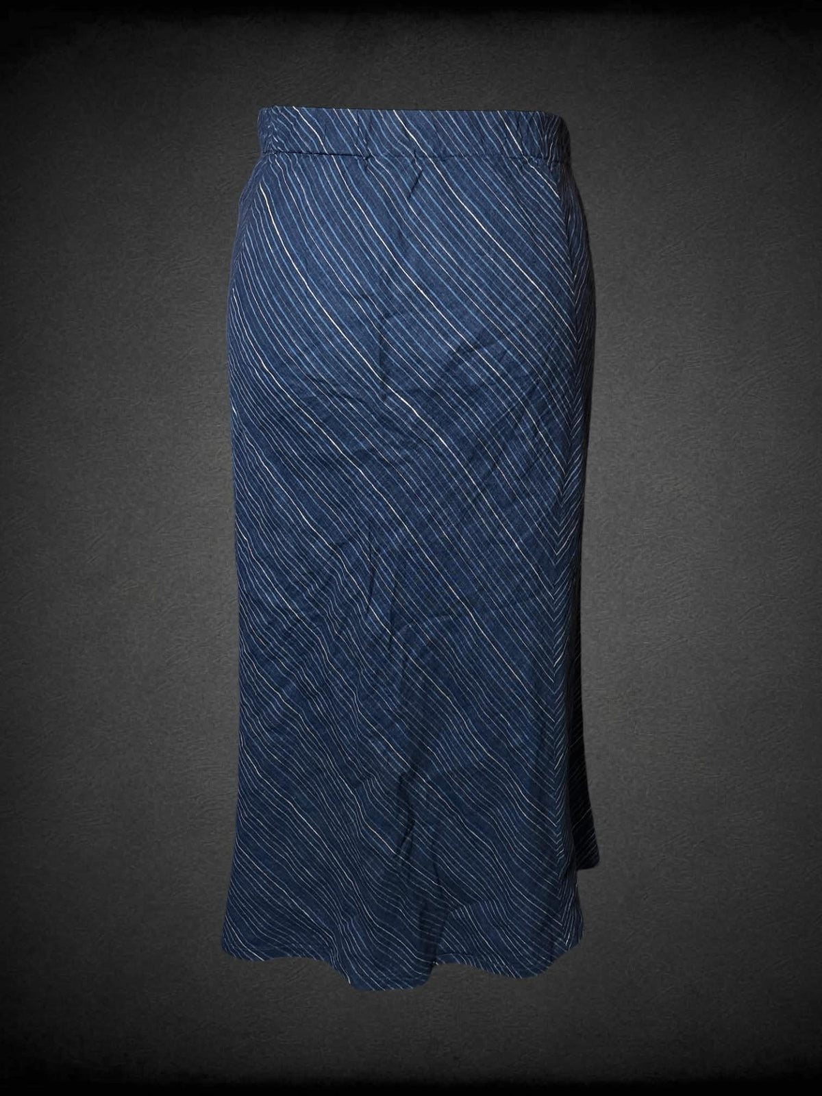 0X J. Jill blue linen skirt with diagonal striped design, and zipper on side