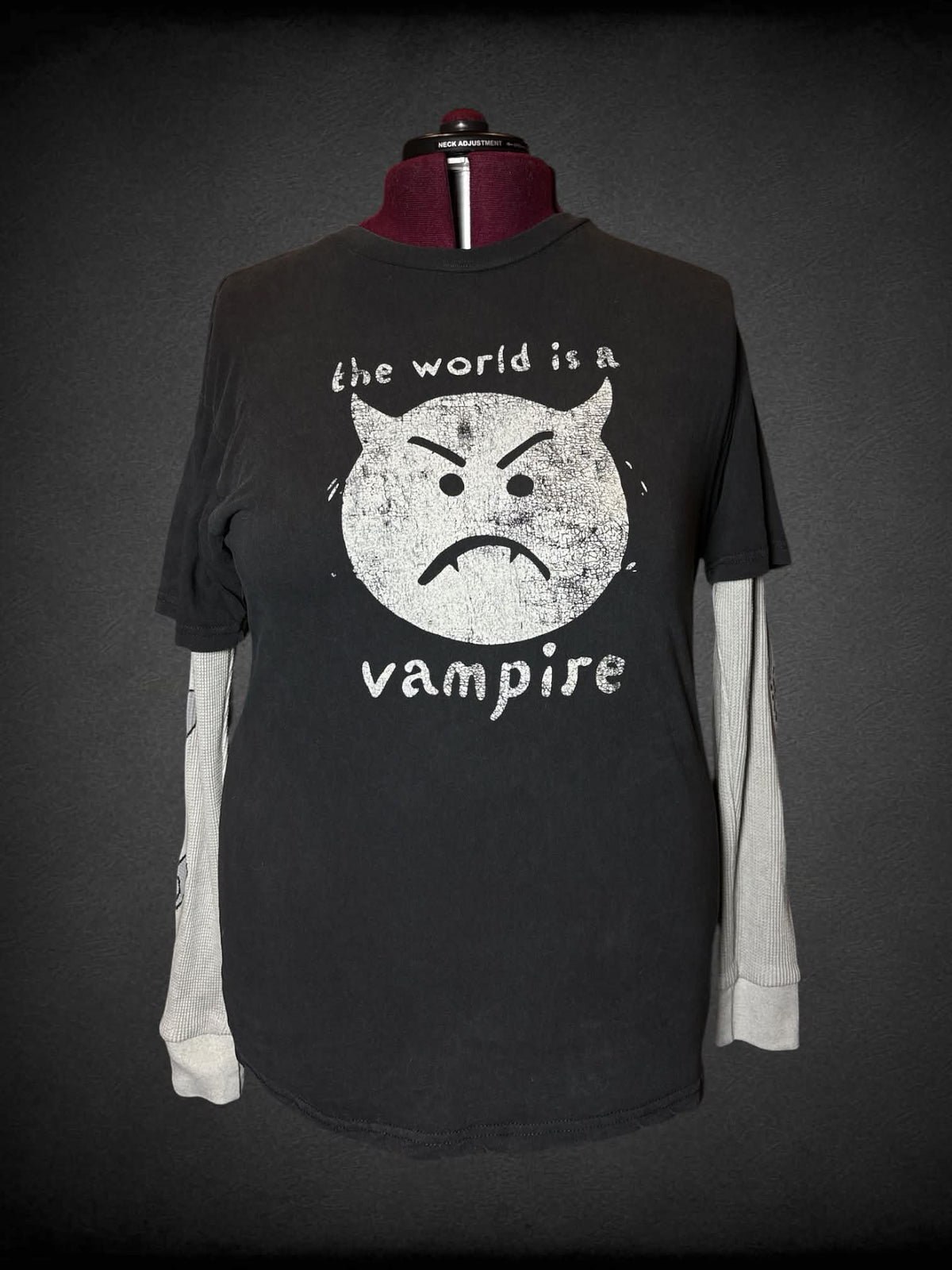 2X Smashing Pumpkins grey layered long-sleeve shirt with “The World Is a Vampire” graphic on front, and Smashing Pumpkins design on sleeves