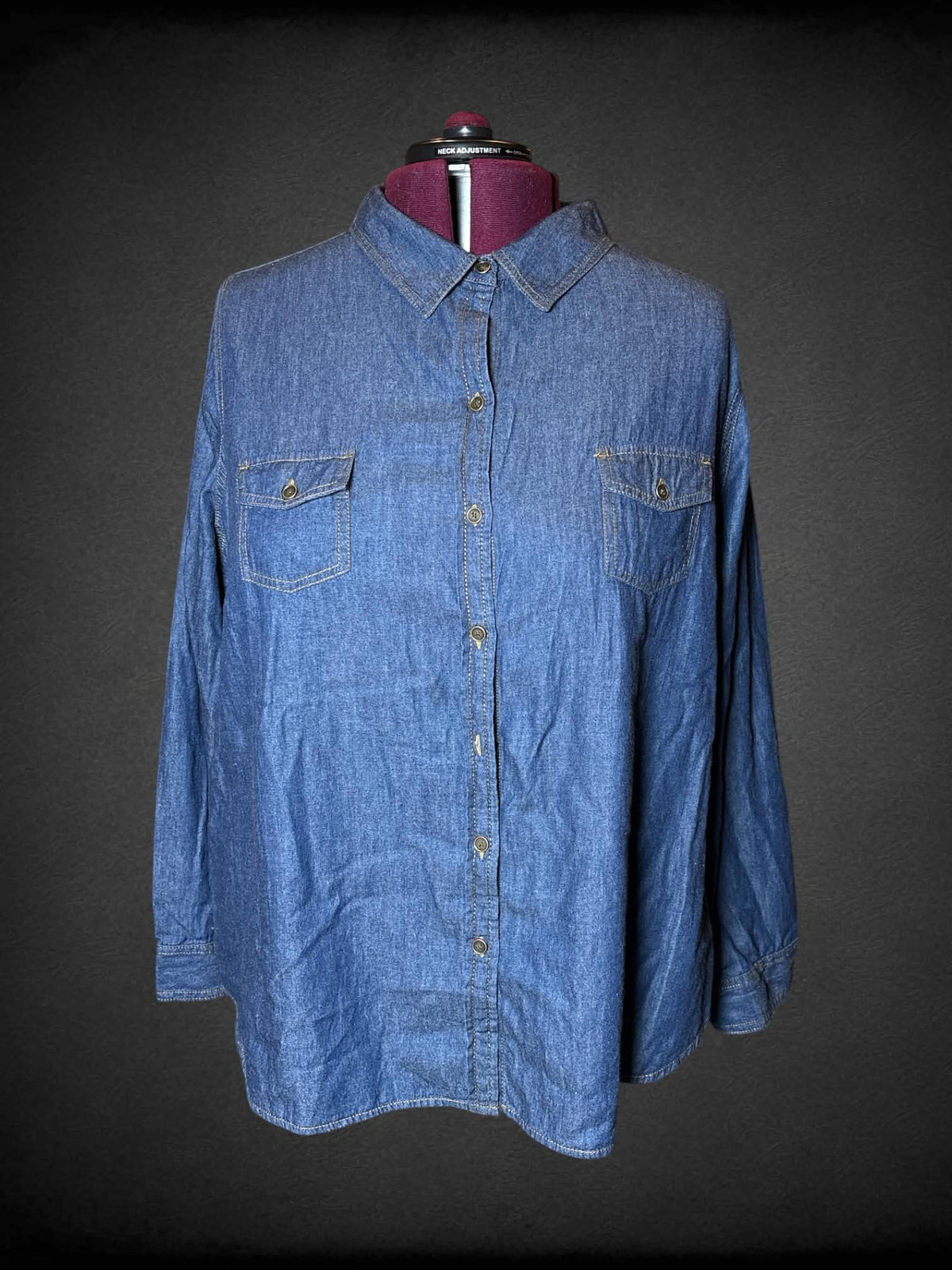 3X Faded Glory blue denim button-up shirt with pockets on front