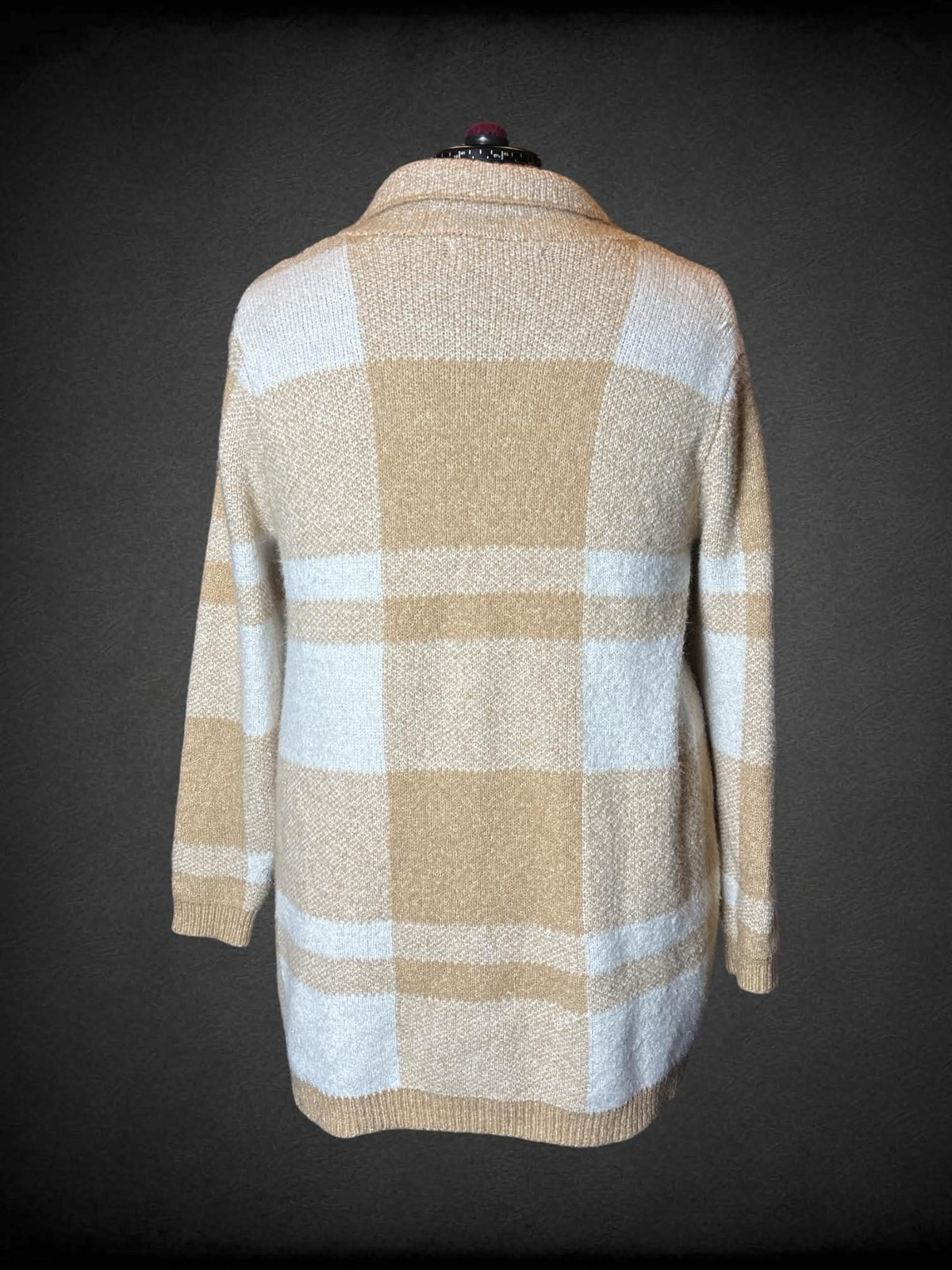 5X Absolutely Famous brown & white plaid fuzzy coat with pockets on front