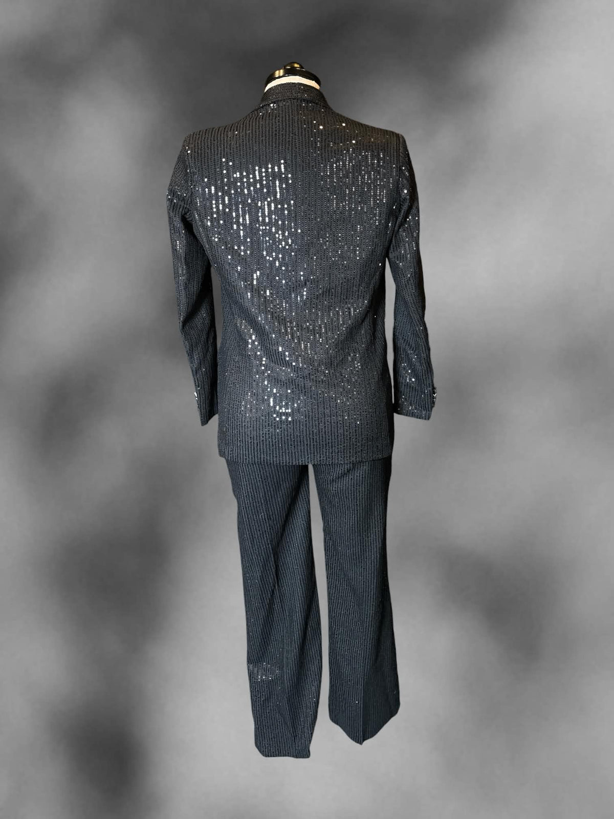 0X Fashion NWT black two-piece set with sequined pants with stretch waist, and sequined blazer with button and pockets