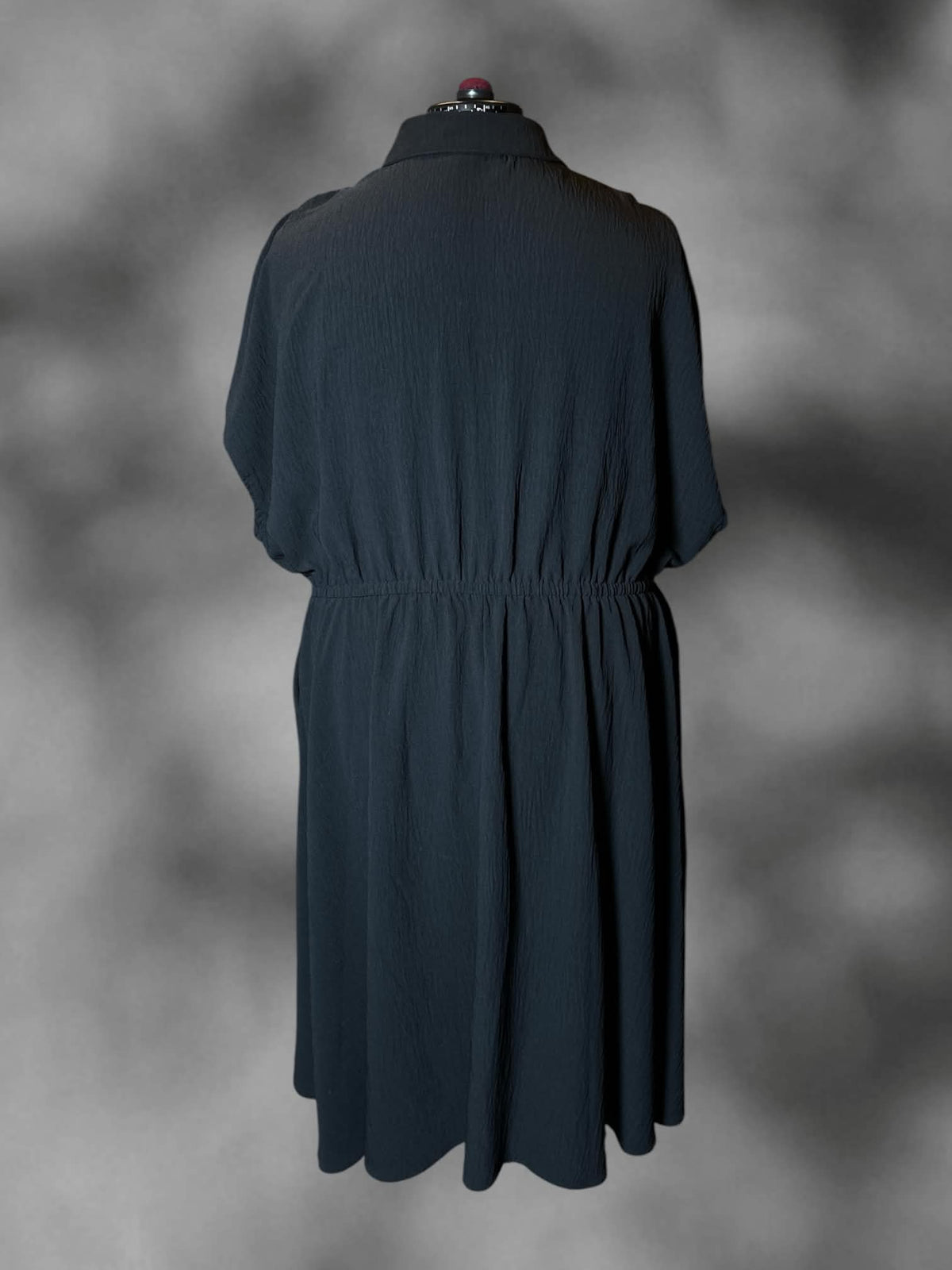 4X Torrid black button-up dress with pockets