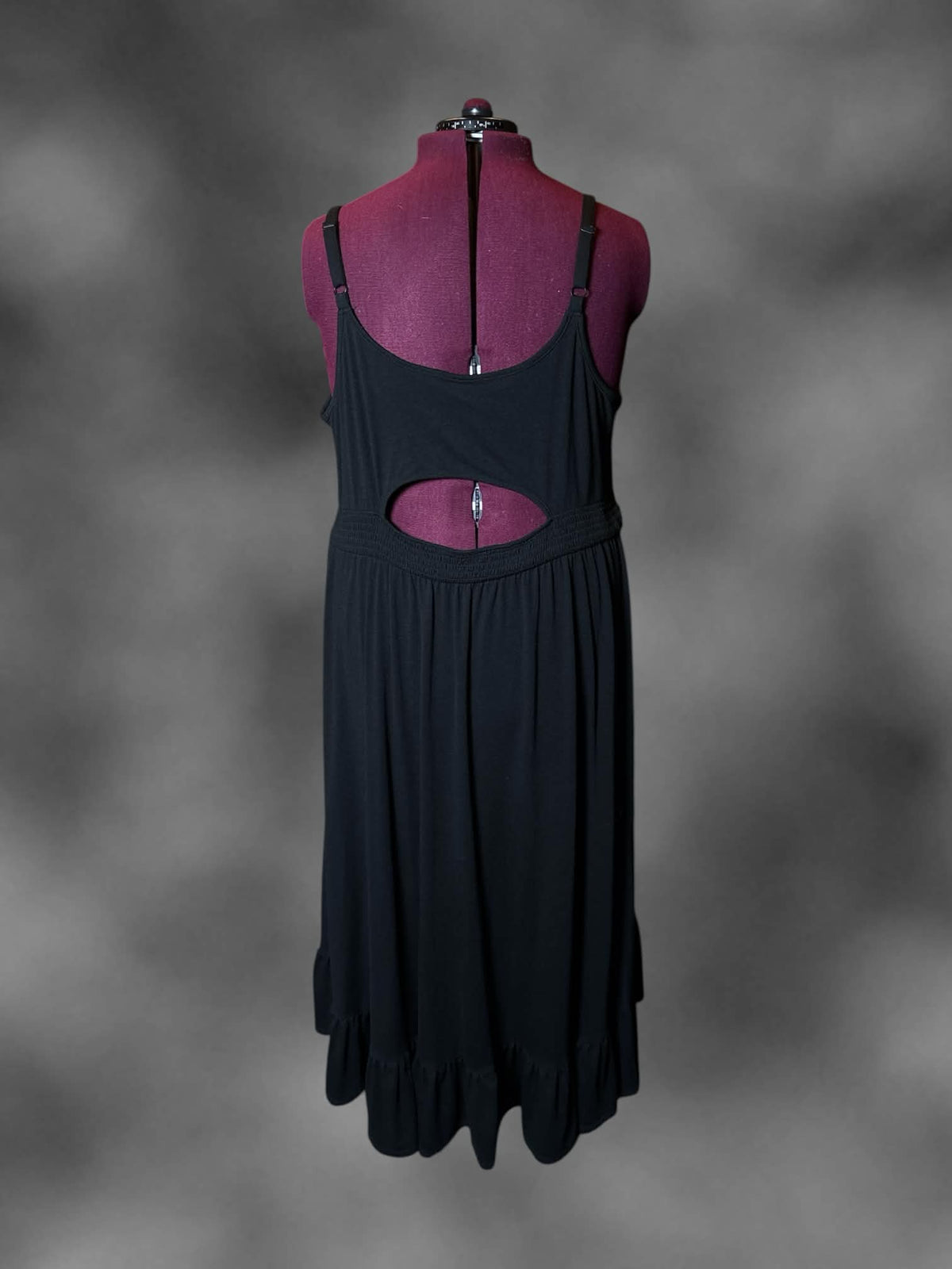 6X Torrid black dress with cutout on back; ruffle design on front, and adjustable straps