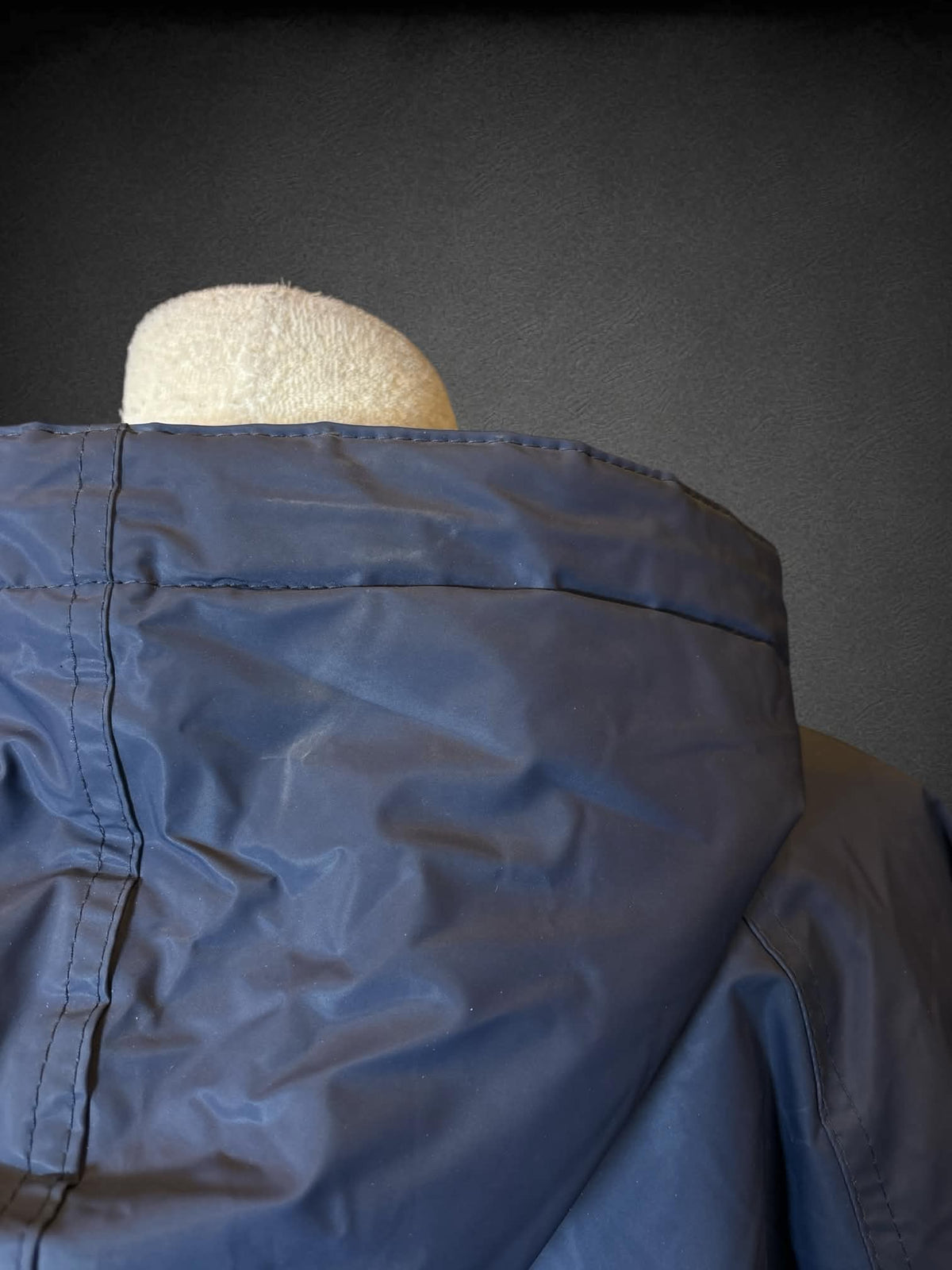 L Misty Harbor vintage blue zip-up hooded rain coat with pockets, and plaid inner lining