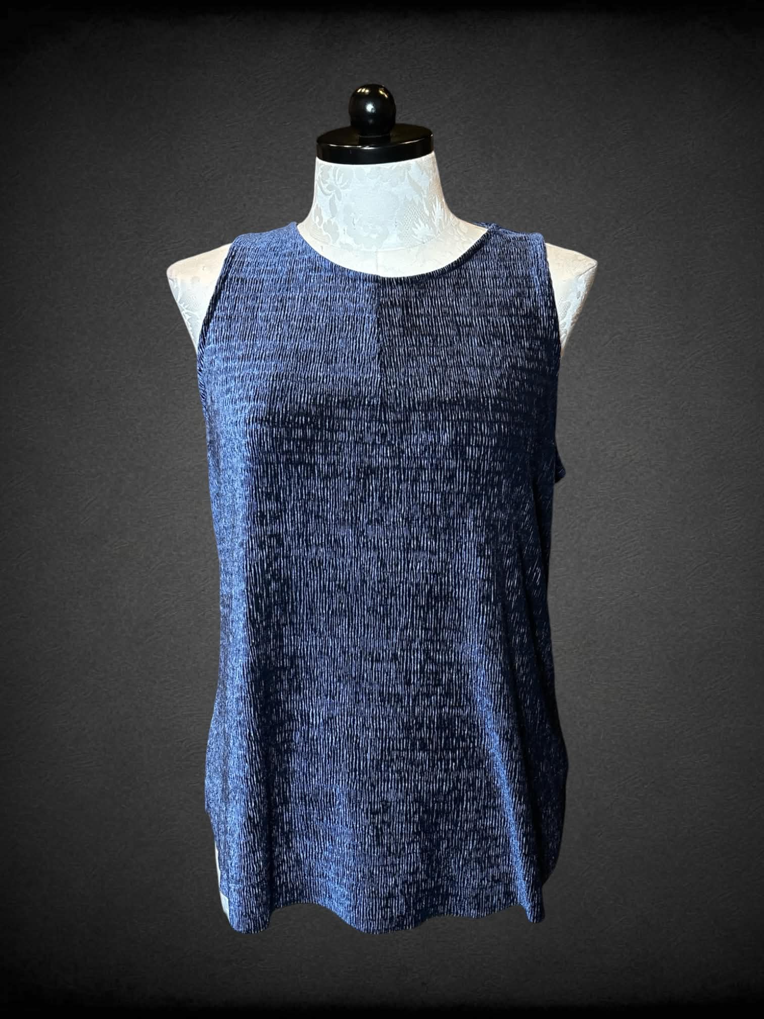 1X Fourteenth Place blue textured velvet top with button on back
