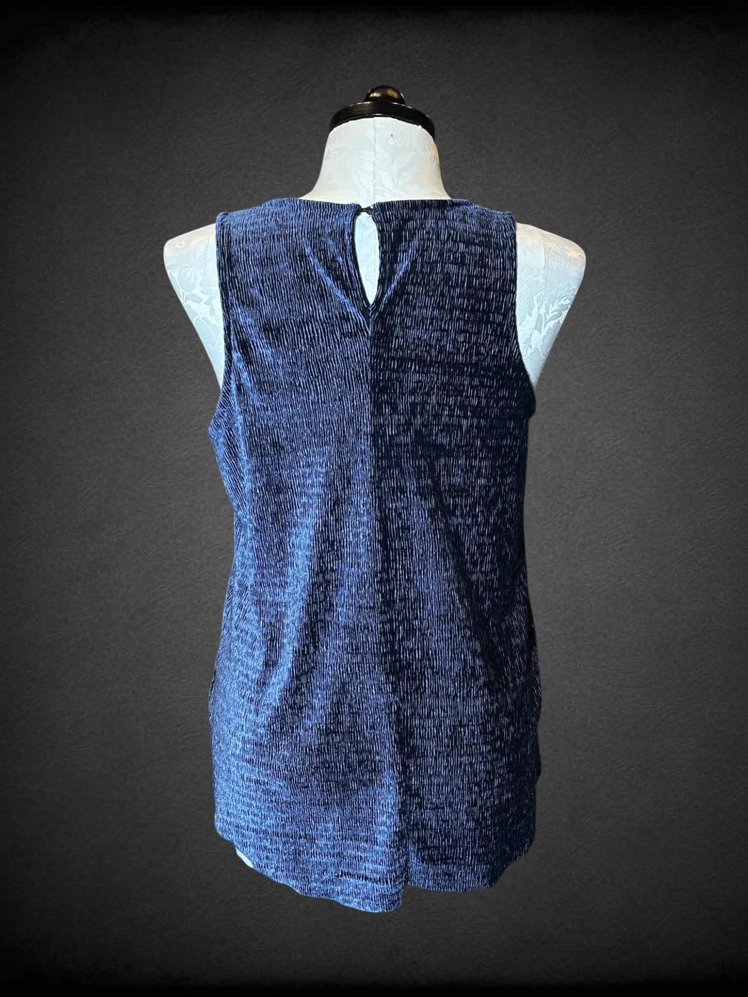 1X Fourteenth Place blue textured velvet top with button on back