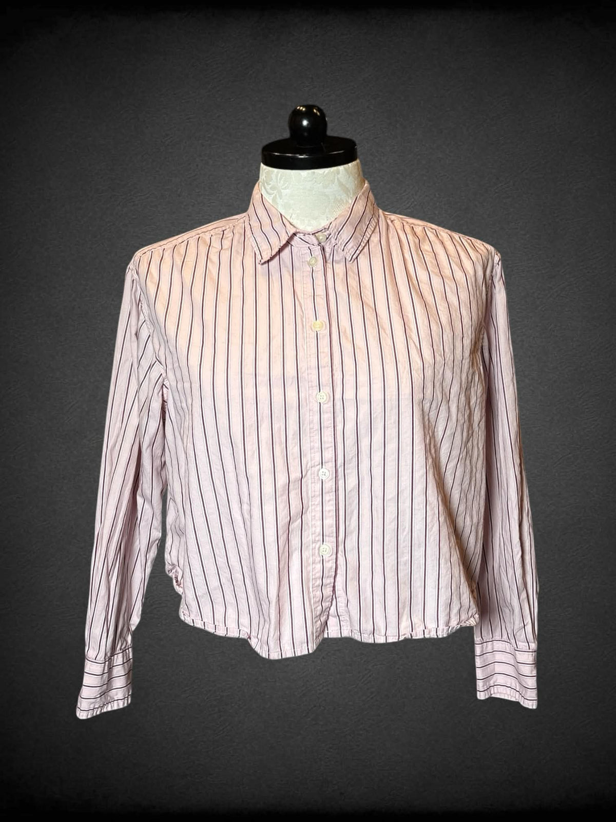 1X Gap pink cropped button-up shirt with striped pattern