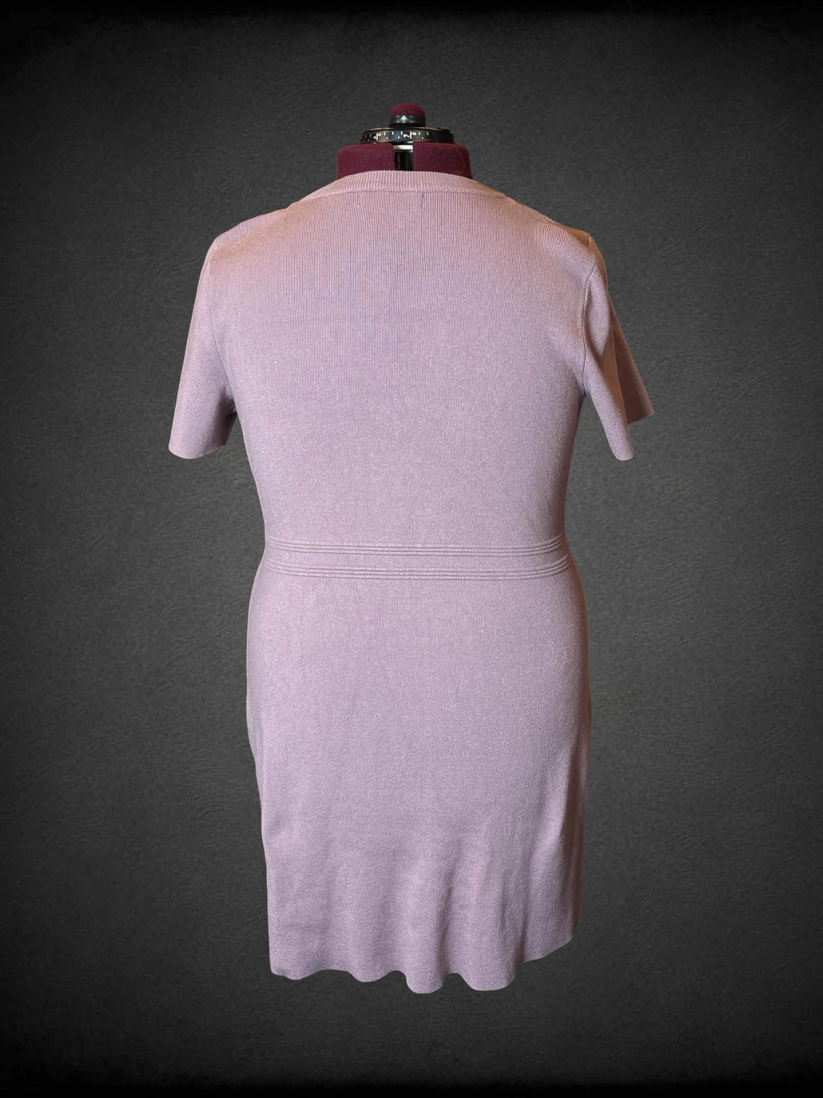 2X Merokeety mauve knit dress with buttons on front, and faux pockets
