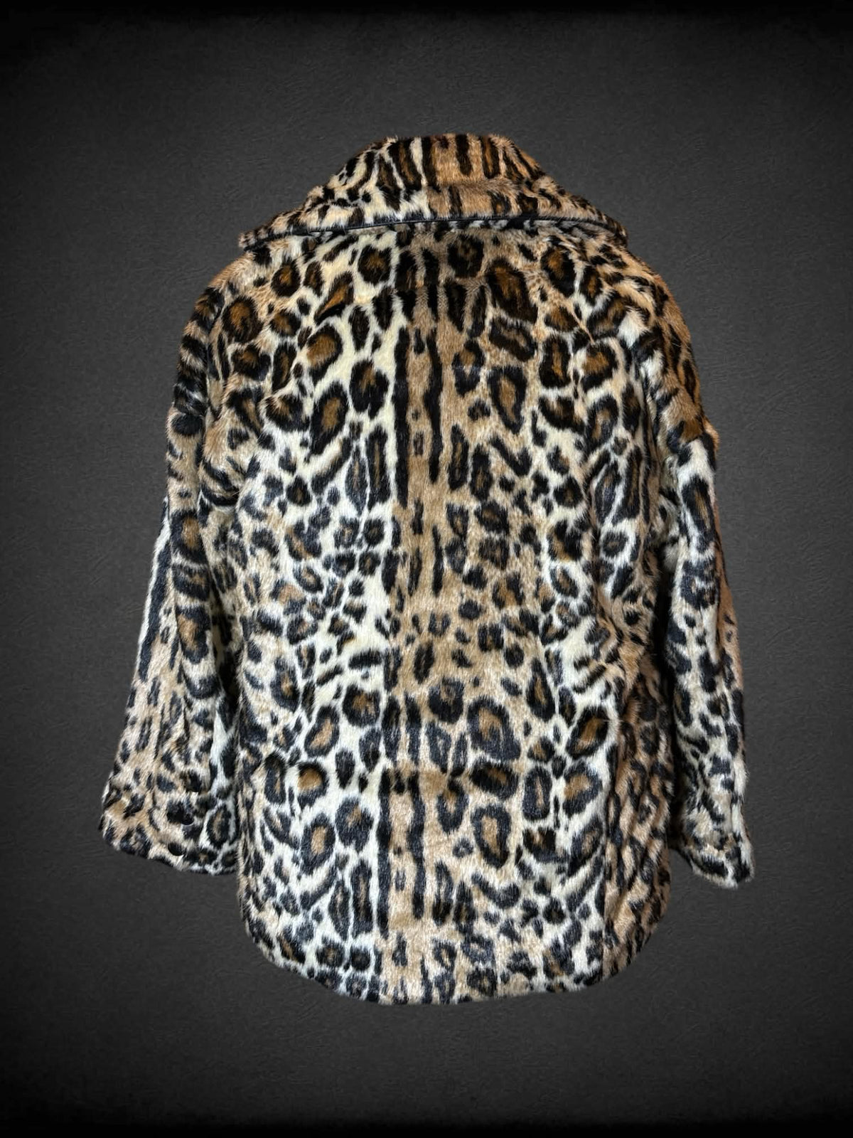 2X Free People brown faux fur coat with leopard print design, and pockets and buttons on front