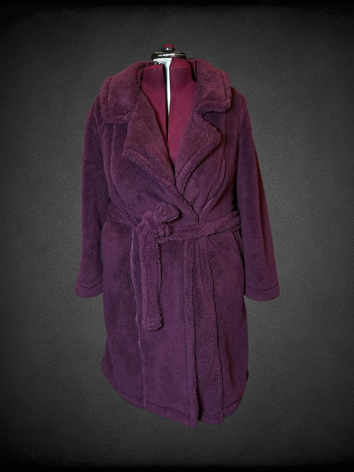 2X Parade plum fuzzy wrap-around coat with pockets
