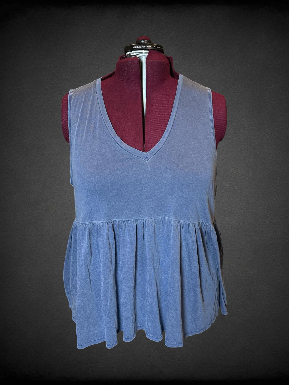 3X DKNY powder blue flowy v neck top
