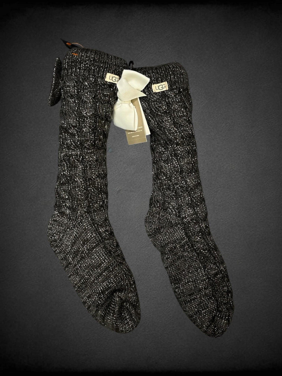 Ugg NWT grey knit fleece lined cozy socks with bow design on back