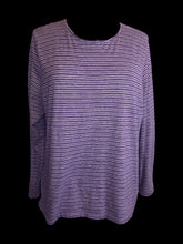 Load image into Gallery viewer, 1X Purple &amp; white long sleeve scoop neck top
