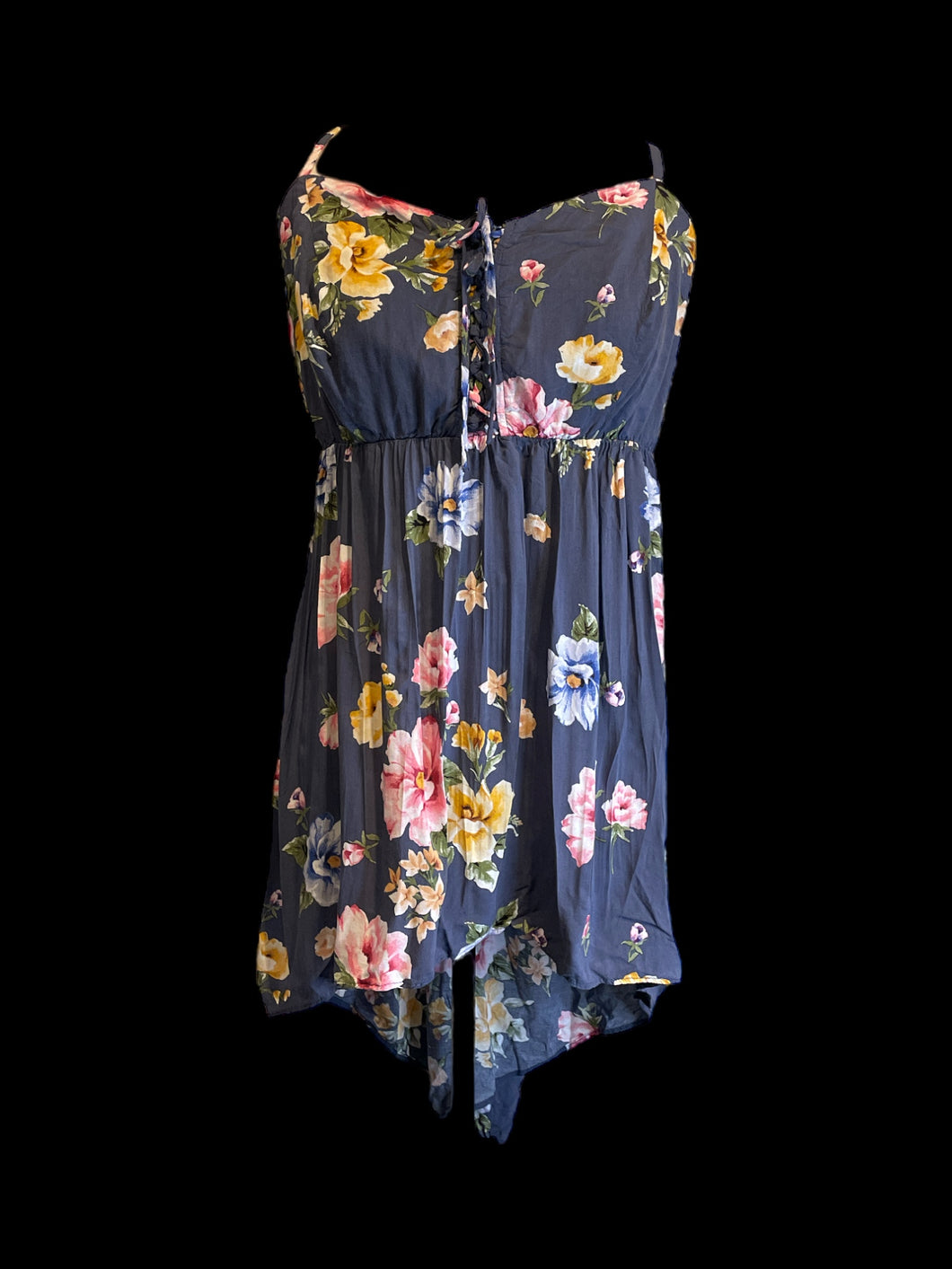 2X Muted purple sleevless high-low top w/ lace up front, shired back, adjustable straps, & elastic waist