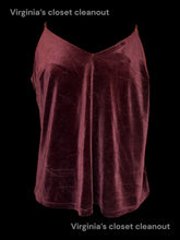 Load image into Gallery viewer, 0X Burgundy velvet sleeveless v-neckline crop top w/ adjustable straps
