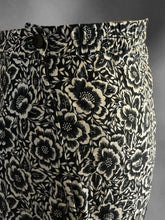 Load image into Gallery viewer, XL Vintage Black &amp; white floral pattern maxi skirt w/ button/zipper closure
