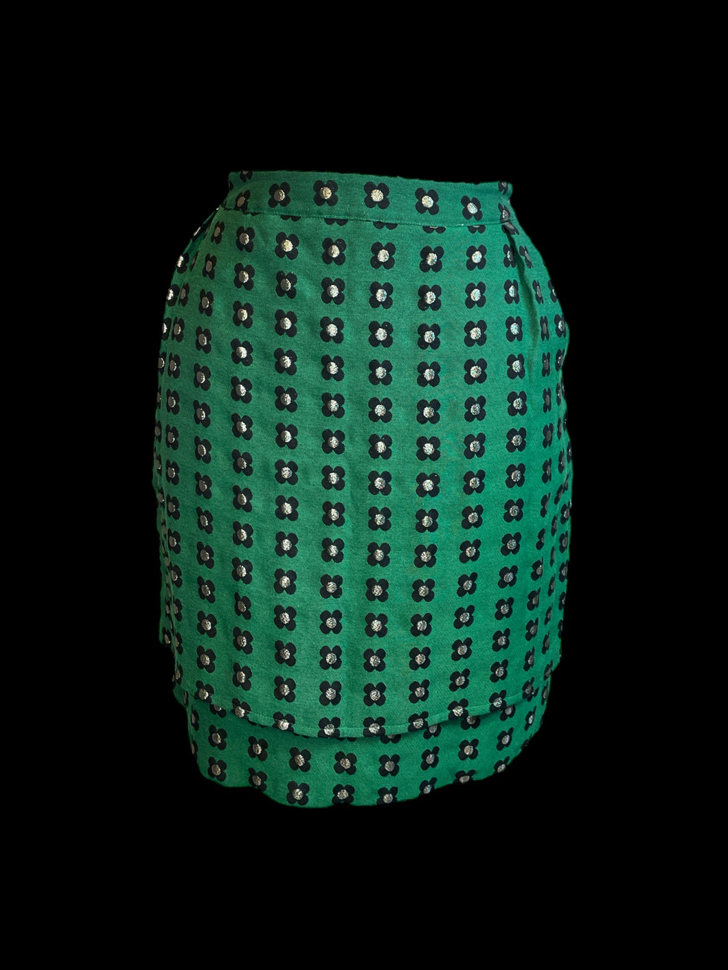 L Green, black, & metallic silver floral tiered skirt w/ side clasp/zipper closure