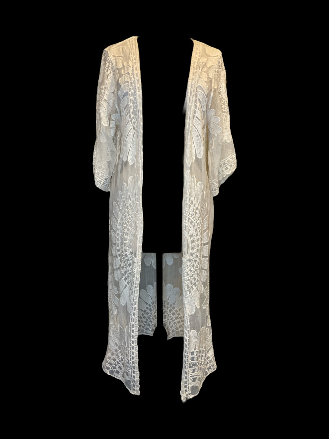 1X Off-white floral lace half sleeve open front cardigan
