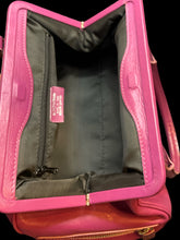 Load image into Gallery viewer, Fuchsia leather doctor-style bag w/ silver-like hardware, &amp; latching clasp
