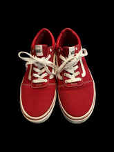 Load image into Gallery viewer, 6M/7.5W Red &amp; white lace-up Vans w/ black &amp; white checkered soles
