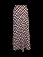 Load image into Gallery viewer, S Vintage 70s red &amp; off-white maxi skirt w/ elastic waist, &amp; four button closure
