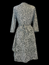 Load image into Gallery viewer, L Olive green &amp; white 3/4 sleeve wrap dress w/ abstract pattern
