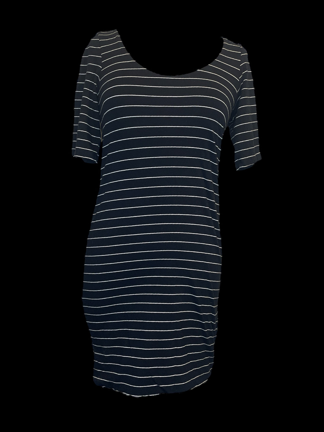 S Black & white stripe half sleeve scoop neck bodycon dress