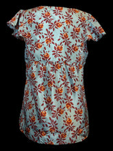 Load image into Gallery viewer, L NWT Grey blue, burgundy, &amp; orange floral pattern silk cap sleeve round neckline top w/ button accents
