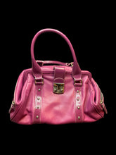 Load image into Gallery viewer, Fuchsia leather doctor-style bag w/ silver-like hardware, &amp; latching clasp
