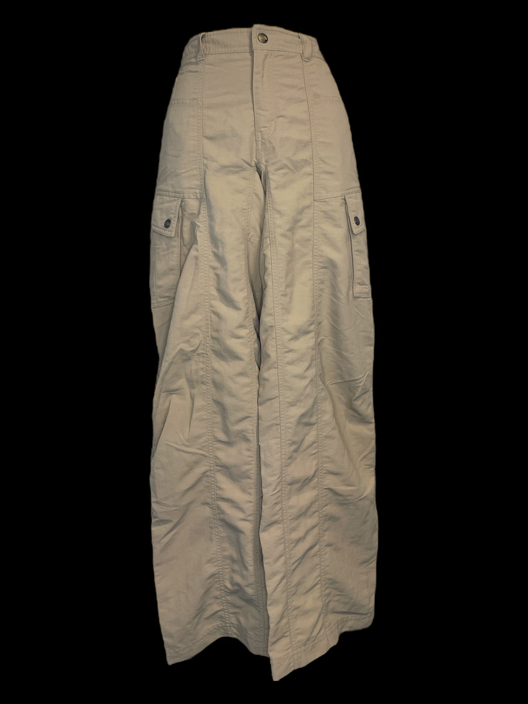 L Khaki high waist straight leg cargo pants w/ pockets, belt loops, & drawstring/button/zipper closure