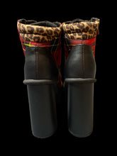Load image into Gallery viewer, 8M/10W Black &amp; red plaid lace-up &amp; zipper closure platform heels
