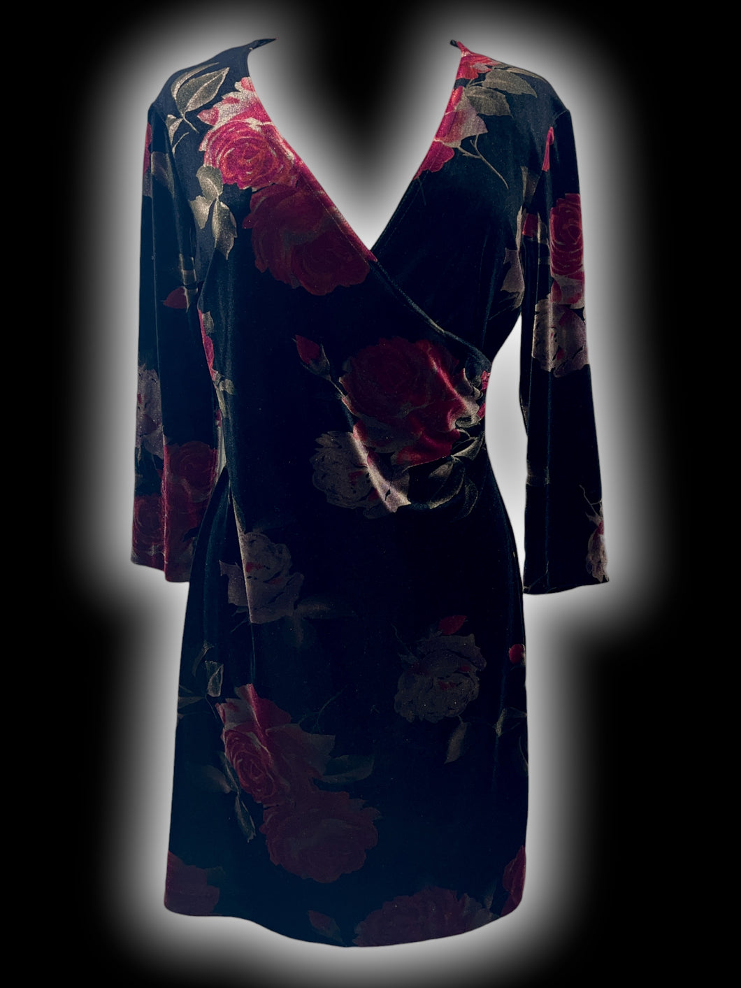 L Black, red, & green velvet floral pattern mock-wrap long sleeve dress w/ ruching detail
