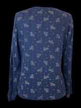 Load image into Gallery viewer, 0X Dark blue &amp; beige floral &amp; butterfly print long sleeve cotton Henley top w/ eyelet design
