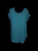 Load image into Gallery viewer, 1X Teal, pink, &amp; black floral short batwing sleeve scoop neck hi-lo top
