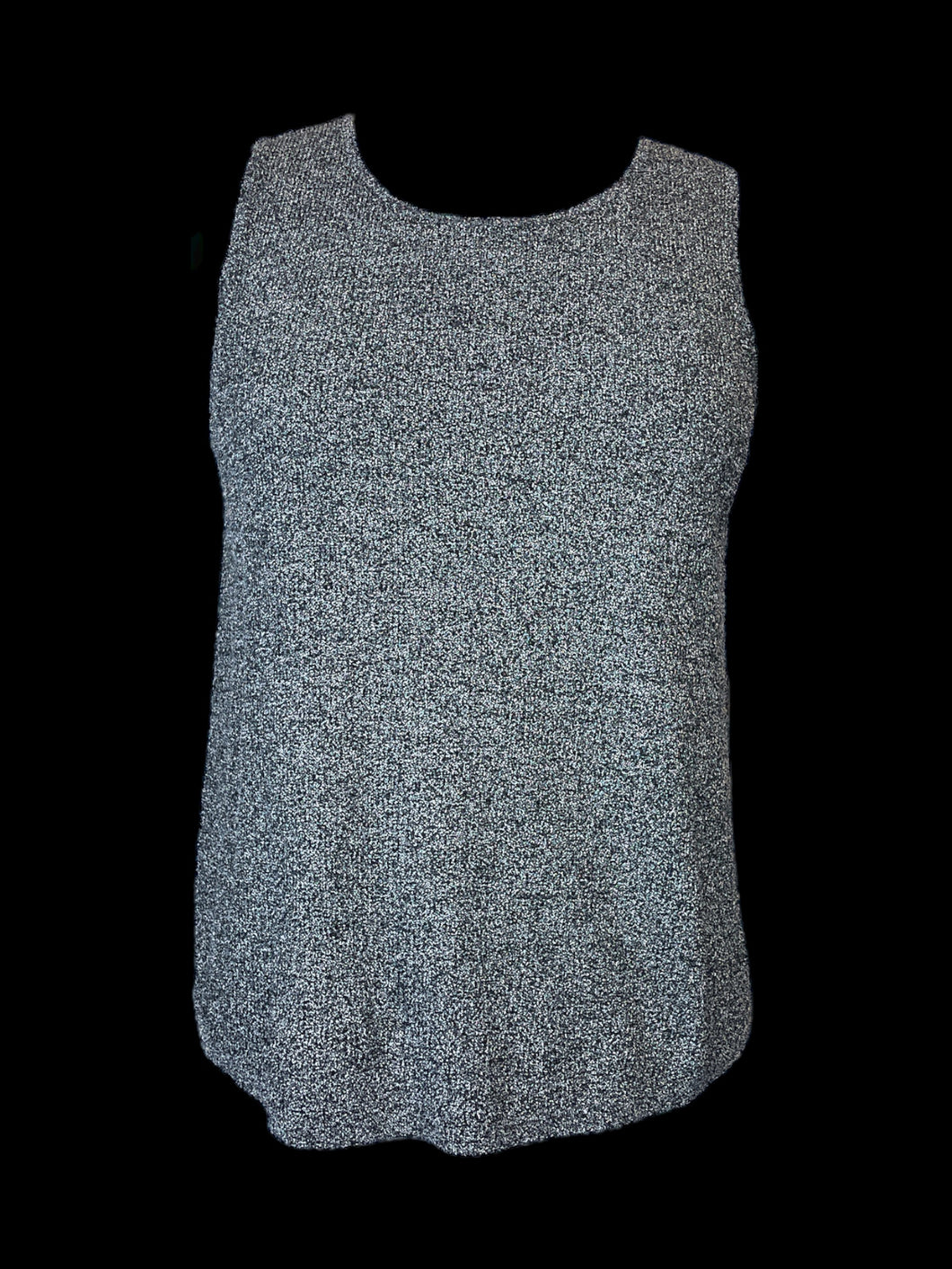 M Black & white rib knit sleeveless top