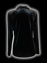 Load image into Gallery viewer, 0X Vintage black velvet long sleeve open front cardigan w/ shoulder pads, gold-like clasp, &amp; folded collar
