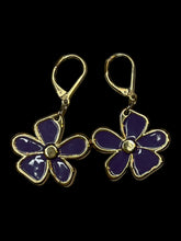 Load image into Gallery viewer, Gold-like &amp; purple floral lever back earrings
