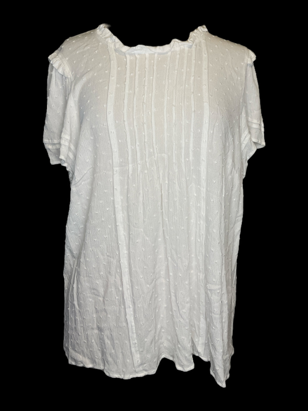 0X White short butterfly sleeve ruffle scoop neckline top w/ textured fabric, pleated chest, & button keyhole closure