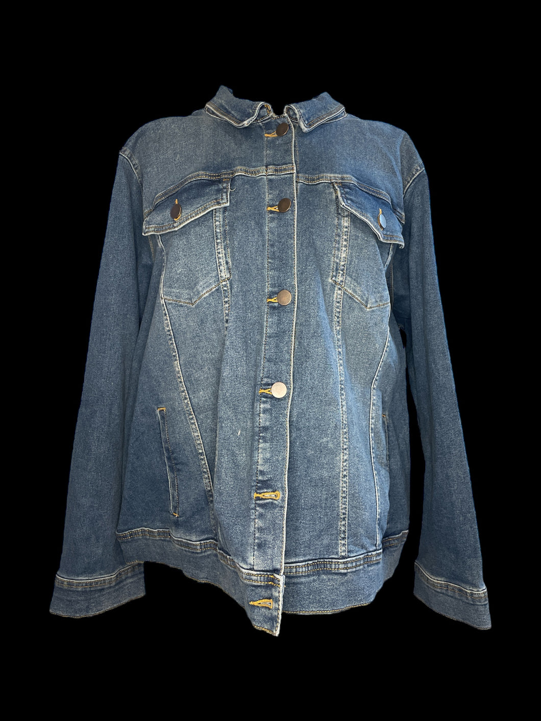 4X NWT Blue denim jacket w/ button chest pockets, side pokets, & button closure
