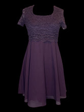 Load image into Gallery viewer, M Dark plum short sleeve scoop neck dress w/ lace top, &amp; burgundy petticoat
