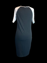 Load image into Gallery viewer, XL NWT Black &amp; white half sleeve raglan scoop neck dress
