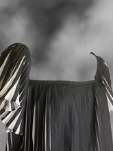 Load image into Gallery viewer, M Black &amp; white pleated off the shoulder bodysuit w/ snap crotch
