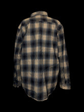 Load image into Gallery viewer, 3X Camel &amp; black plaid button down Carhartt flannel w/ double chest pockets
