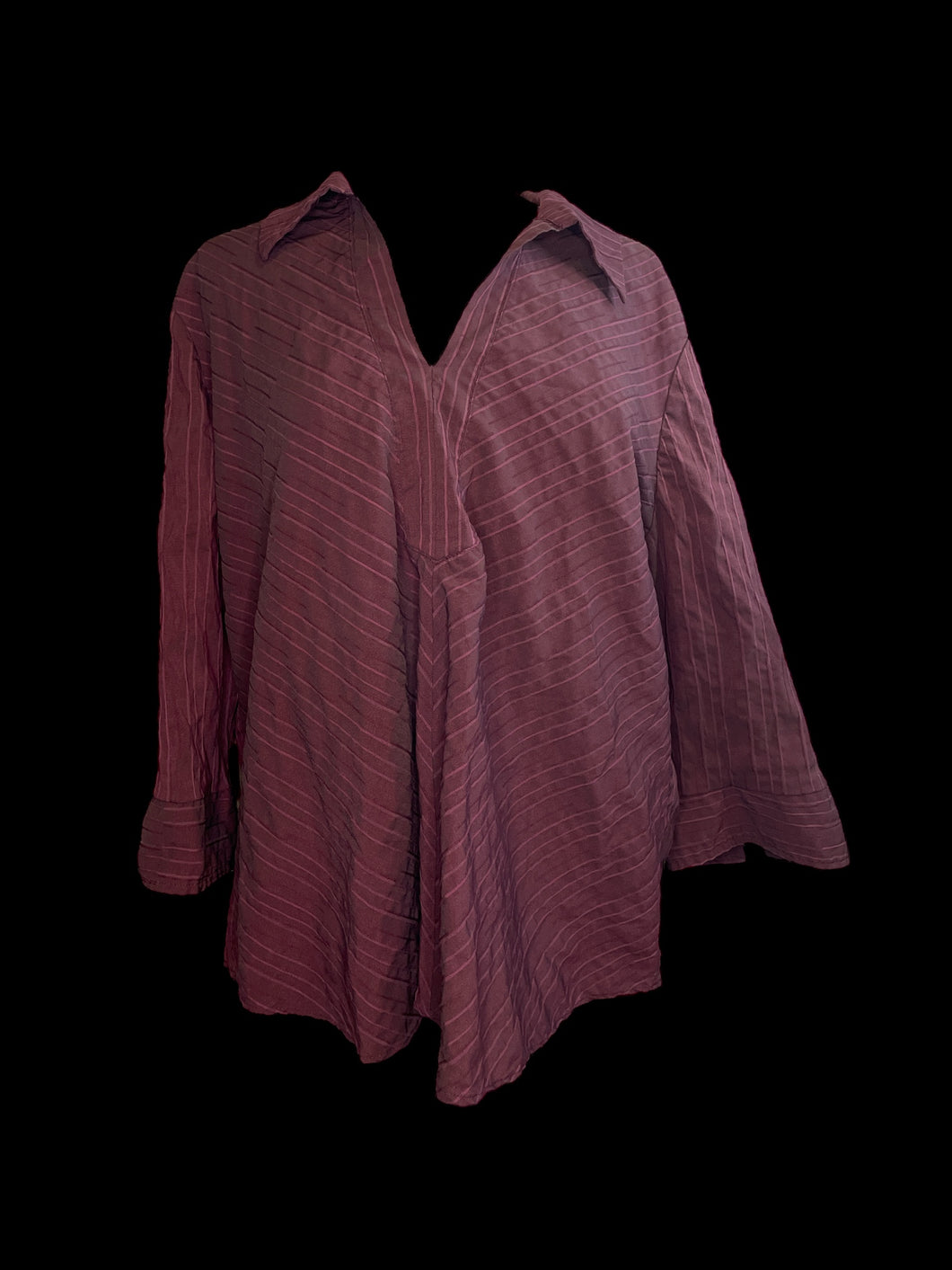 2X Maroon V neck collared shirt w/ textured stripes, & 3/4 sleeve