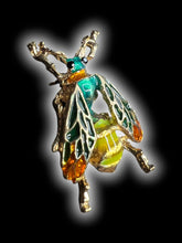 Load image into Gallery viewer, Vintage gold-like multicolor beetle brooch
